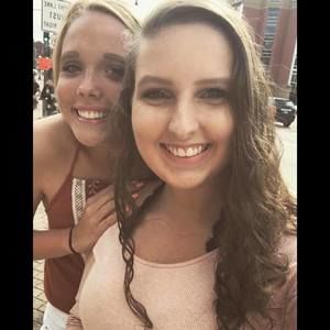 Meet your Posher, Brenna